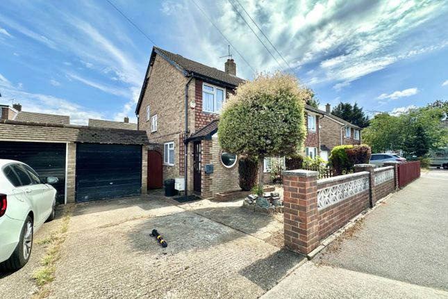 Kendal Close, Hayes, UB4 8SX 4 bed house for sale