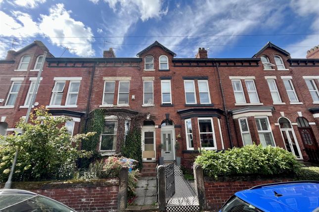 Lynwood Grove, Sale 4 bed terraced house for sale