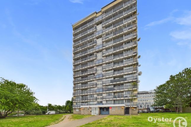 3 bedroom flat for sale