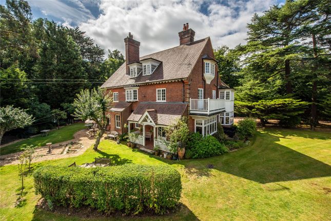 Reigate Road, Dorking, Surrey, RH4 7 bed detached house for sale
