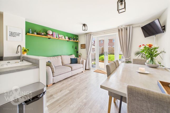 Gallard Way, Rackheath, Norwich 4 bed townhouse for sale