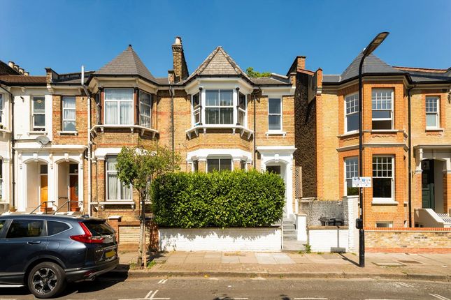 Ickburgh Road, London E5 2 bed flat for sale