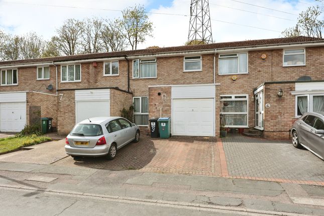 3 bed end terrace house