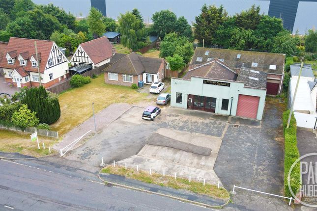 Felixstowe Road, Nacton, Ipswich 2 bed detached bungalow for sale