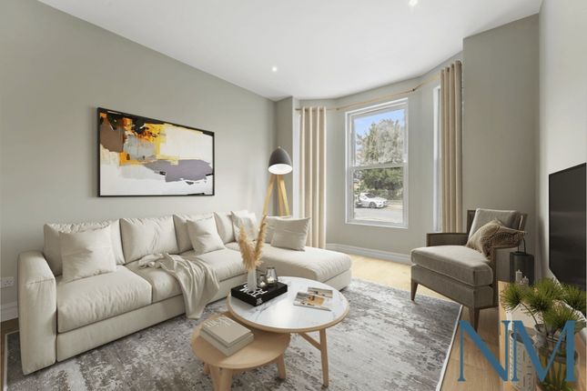 5 bedroom semi-detached house for sale