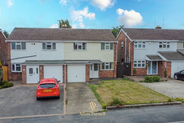 Middlefield Lane, Hinckley, LE10 3 bed semi