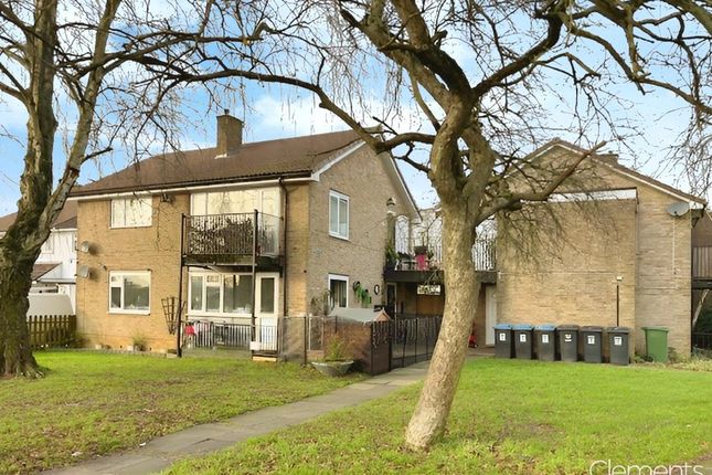 Butts End, Hemel Hempstead HP1 2 bed maisonette for sale