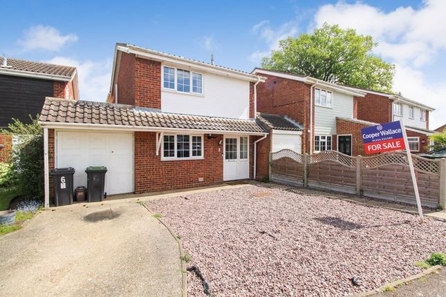 Walnut Close, Bedford MK44 4 bed detached house for sale