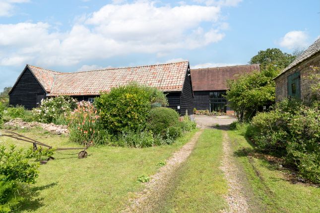 Wood End Lane, Pertenhall... 4 bed detached house for sale