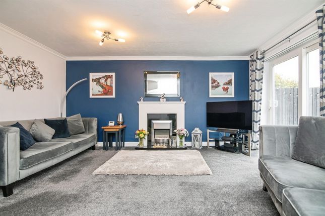 4 bed end terrace house