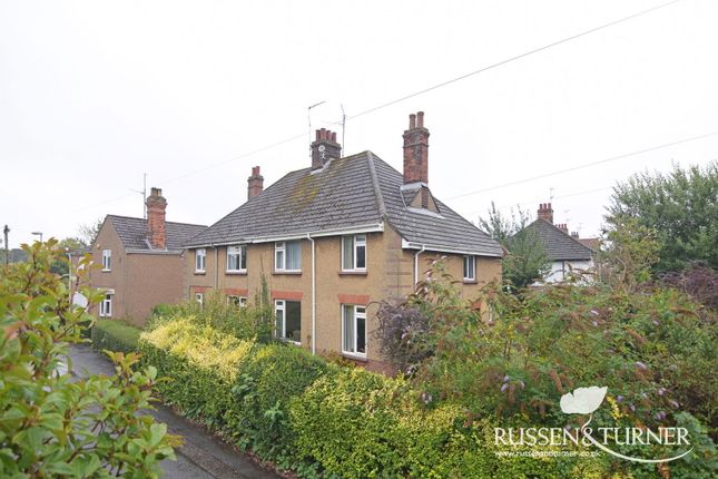Holcombe Avenue, King's Lynn PE30 3 bed semi