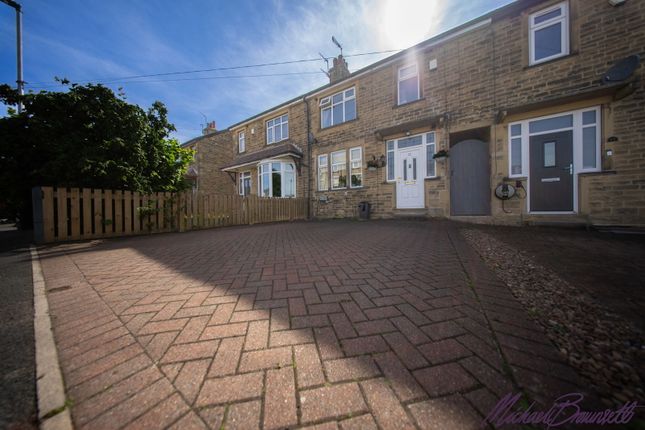 Crestville Road, Bradford BD14 3 bed terraced house for sale