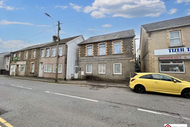 Bridgend Road, Llanharan, Pontyclun... 3 bed detached house for sale