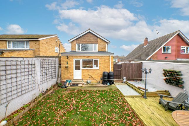 Stirling Gardens, Newmarket CB8 3 bed detached house for sale