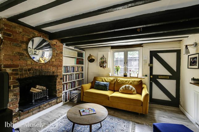 High Street, Westerham TN16 2 bed end of terrace house for sale