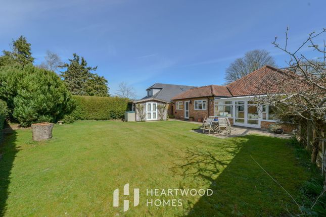Stanley Avenue, St. Albans, AL2 3AB 5 bed detached bungalow for sale