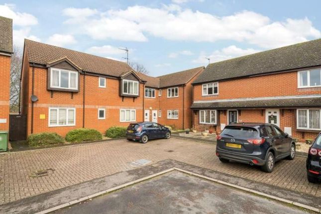 Abingdon Close, Thame OX9 2 bed flat for sale
