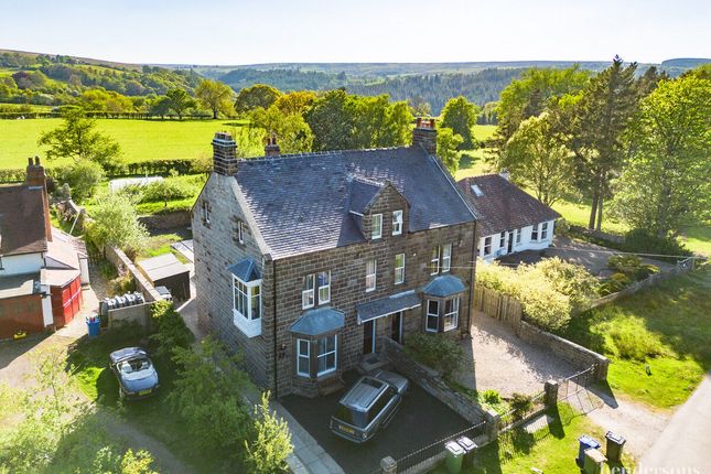 6 bedroom semi-detached house for sale