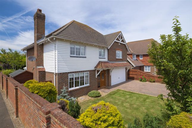 The Pasture, Hawkinge 5 bed house for sale