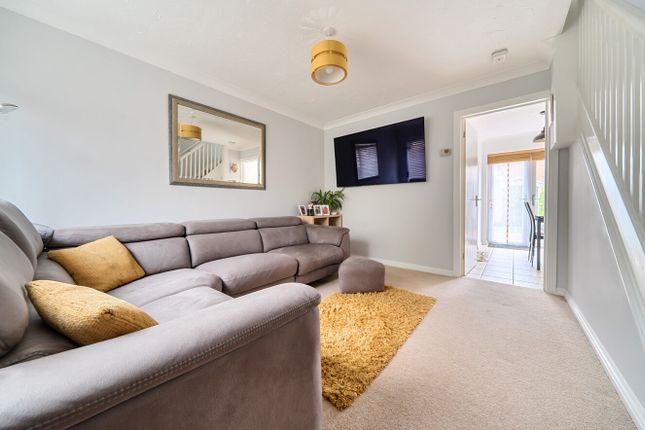 Douglas Gardens, Hampshire PO9 2 bed semi
