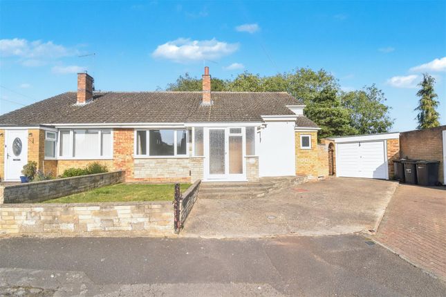 2 bedroom semi-detached bungalow for sale