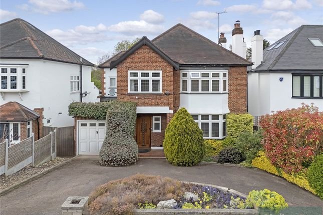 Tycehurst Hill, Essex IG10 4 bed detached house for sale