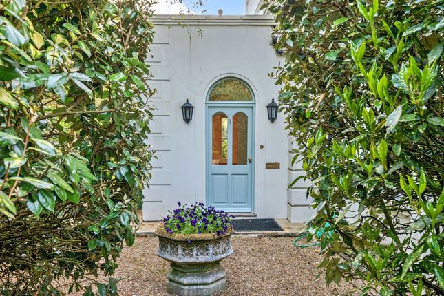 Camden Park, Tunbridge Wells, TN2 3 bed end of terrace house for sale