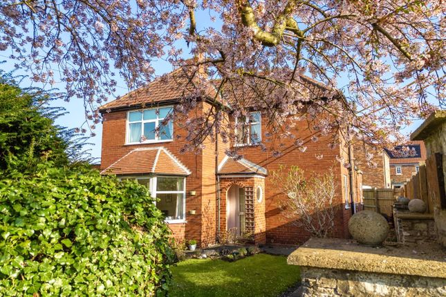 Old Vicarage Lane, Monk Fryston 3 bed detached house for sale