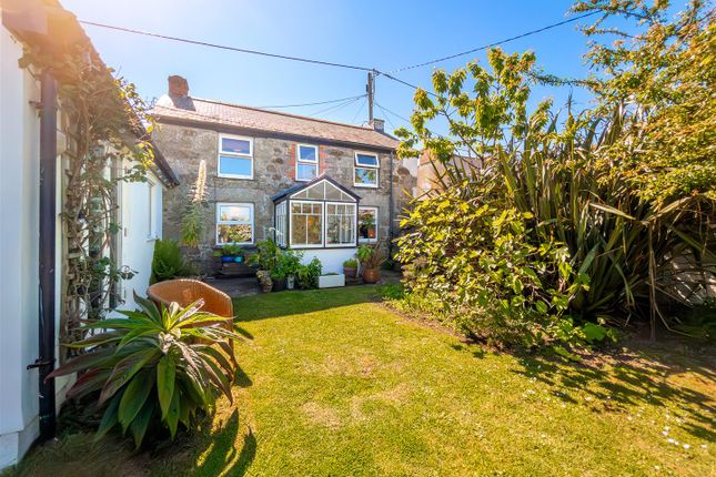 Sanctuary Lane, Helston TR13 3 bed detached house for sale