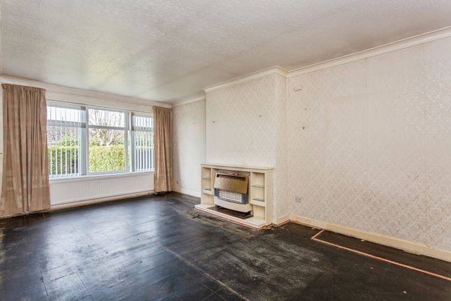 2 bedroom semi-detached bungalow for sale