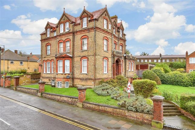 High Street, Ramsgate, Kent 2 bed flat for sale