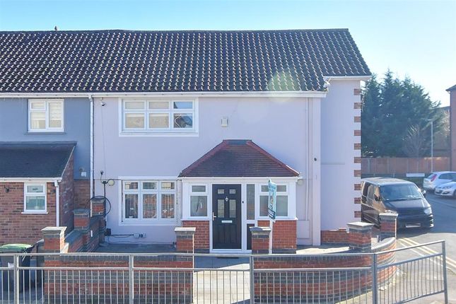 King George Road, Waltham Abbey, Essex 8 bed end of terrace house for sale