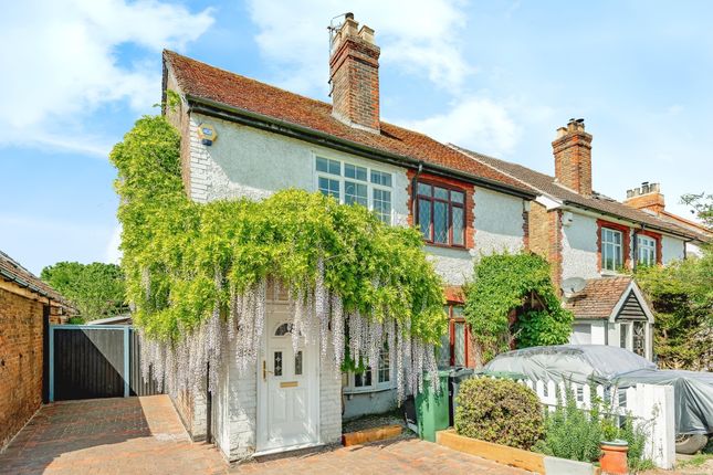 2 bedroom semi-detached house for sale