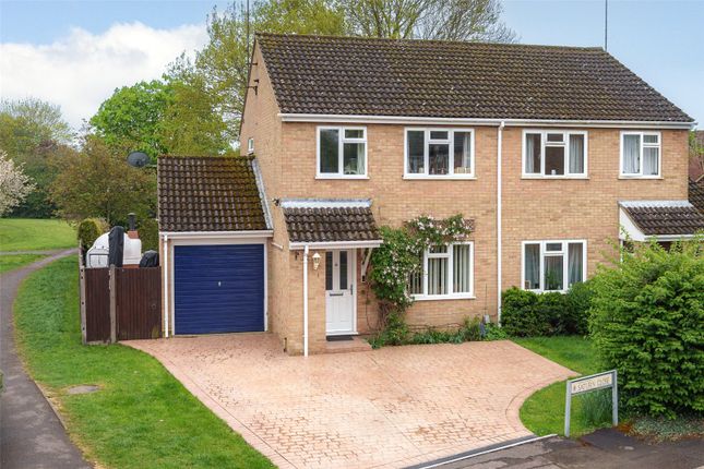 Saturn Close, Berkshire RG41 3 bed semi