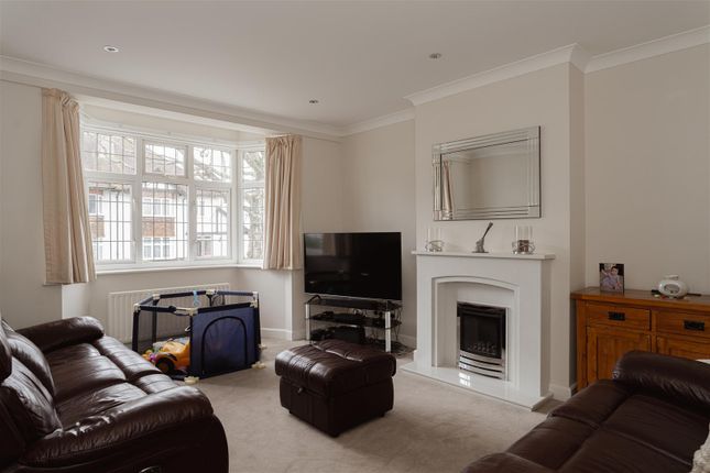 4 bed terraced house