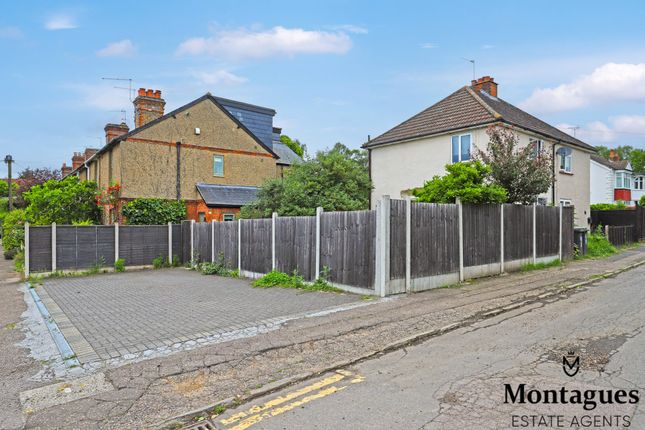 Crossing Road, Epping, CM16 7BQ 2 bed semi