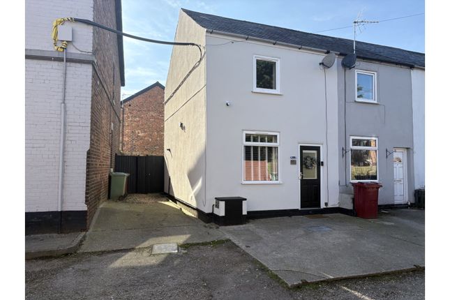 2 bedroom end of terrace house for sale