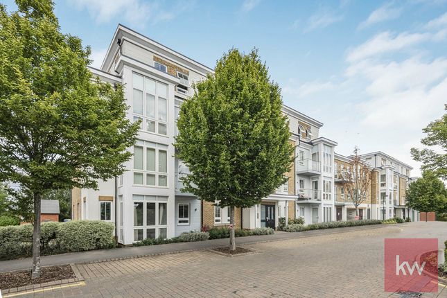 Kingfisher Drive, Maidenhead, SL6 2 bed apartment for sale