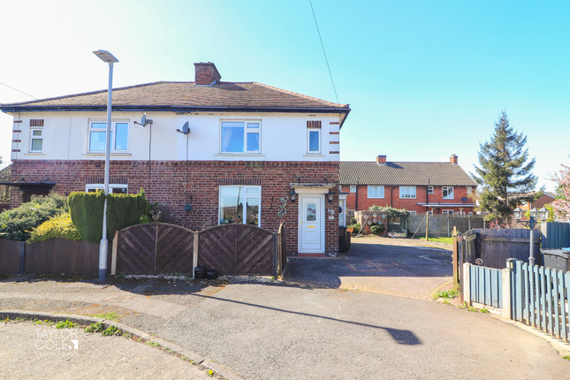 2 bedroom semi-detached house for sale