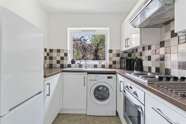 Overton Road, Sutton 1 bed apartment for sale