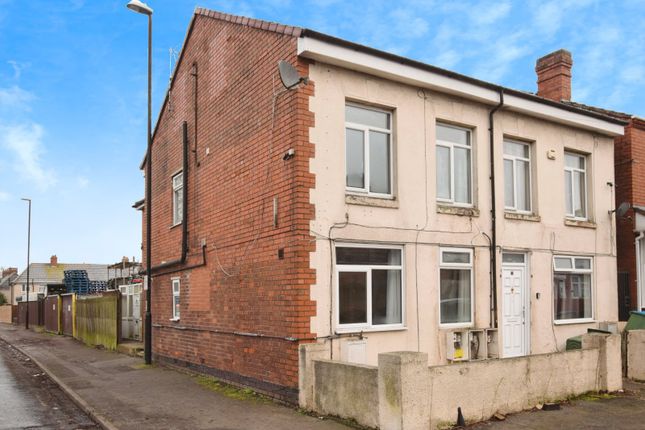 4 bedroom end of terrace house for sale