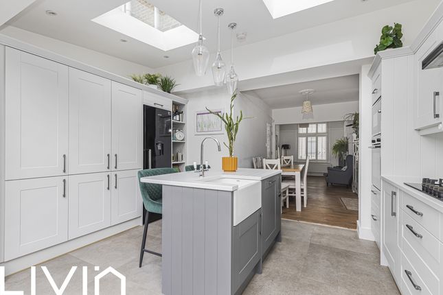 London SE25 3 bed terraced house for sale