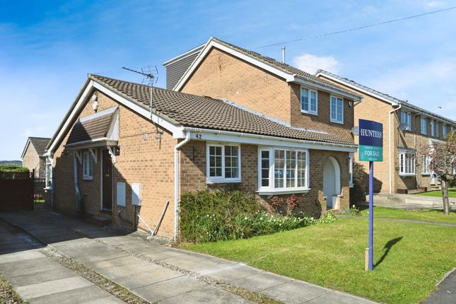 Lea Mill Park Drive, Yeadon, Leeds 2 bed semi