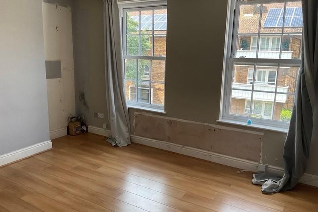 Norfolk Street, Southsea, Hampshire 2 bed maisonette for sale