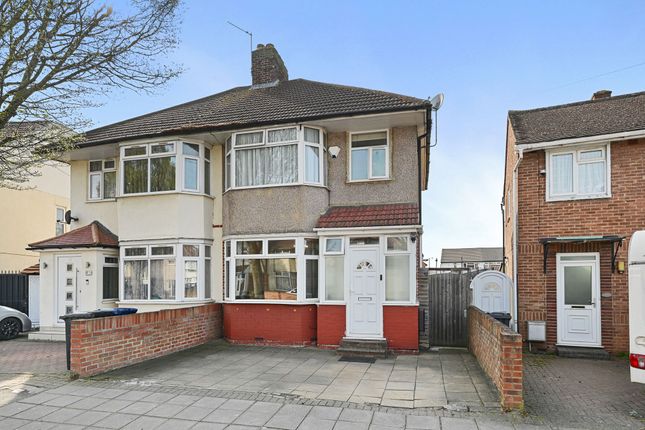 Allenby Road, Southall, UB1 3 bed semi