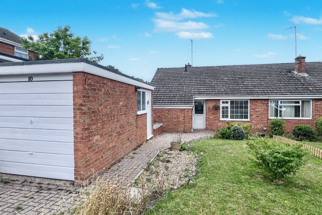 2 bedroom semi-detached bungalow for sale