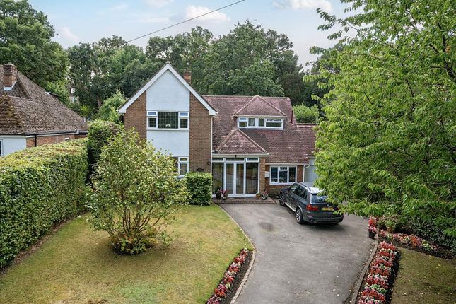 Camberley,  Surrey,  GU15 5 bed detached house for sale
