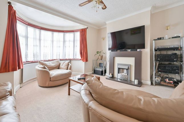 Boxmoor Road, Kenton, Harrow, HA3 4 bed terraced house for sale