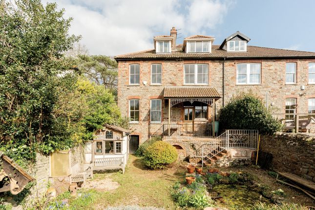 6 bedroom semi-detached house for sale