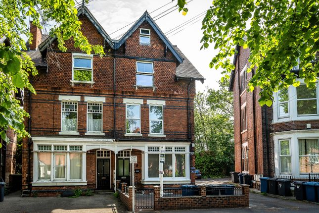 8 bedroom apartment for sale